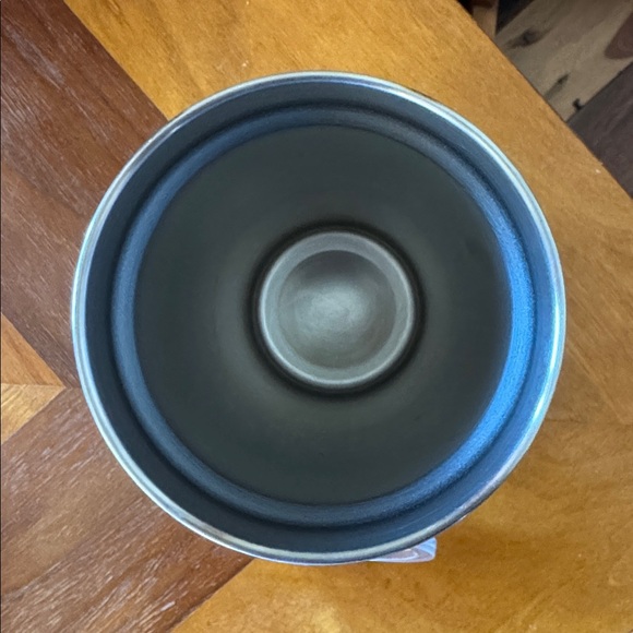 Yeti Grey Rambler Tumbler 20oz with Mag Slider Lid - Picture 6 of 6